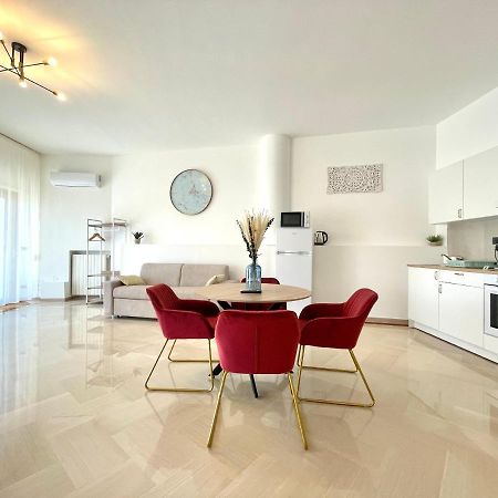 Trani Suite - Moro 10 Экстерьер фото