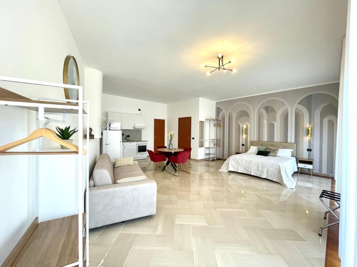 Trani Suite - Moro 10 Экстерьер фото
