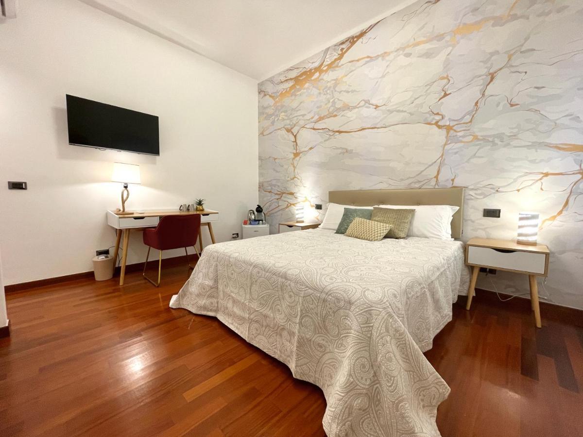 Trani Suite - Moro 10 Экстерьер фото