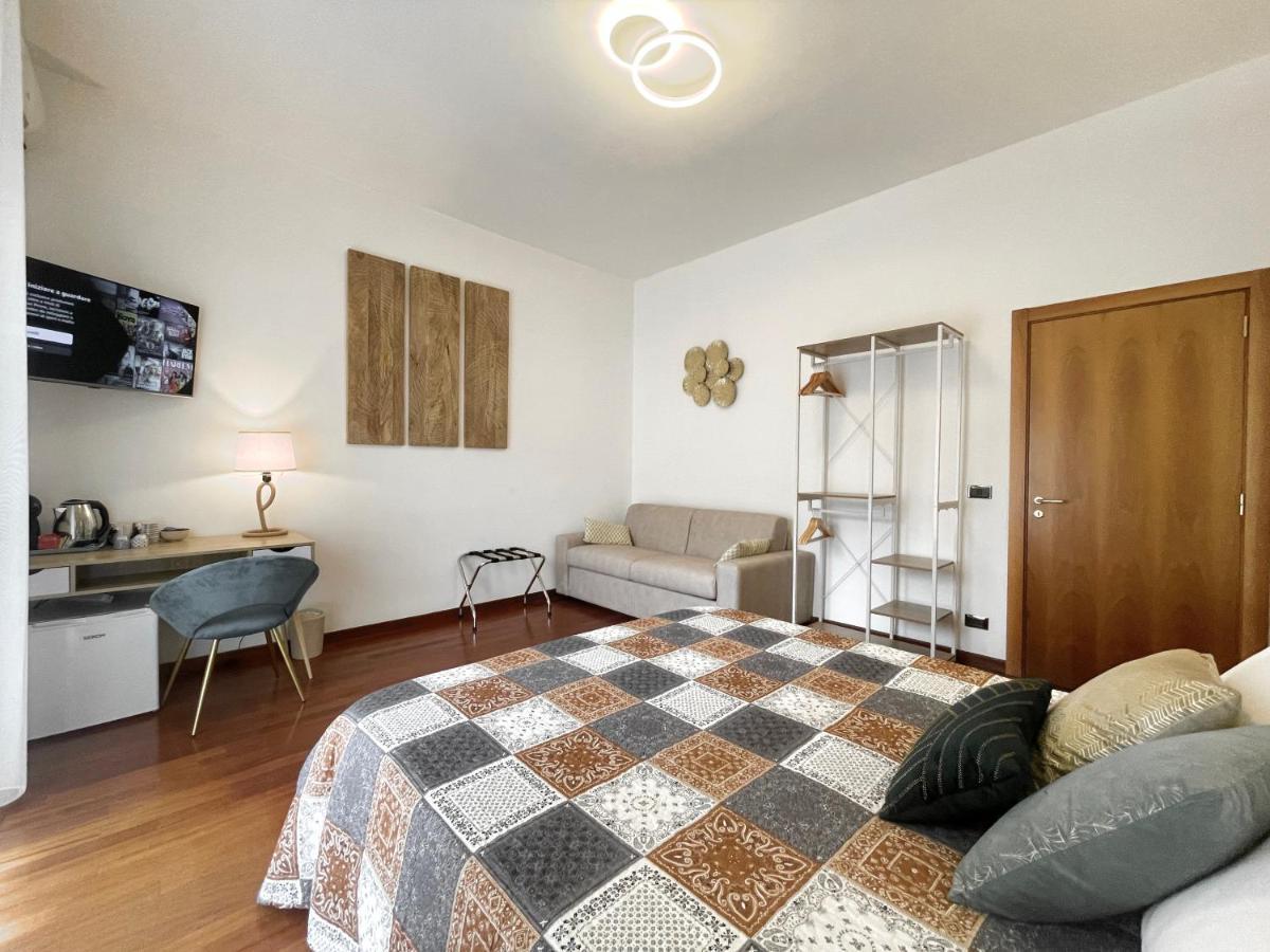 Trani Suite - Moro 10 Экстерьер фото