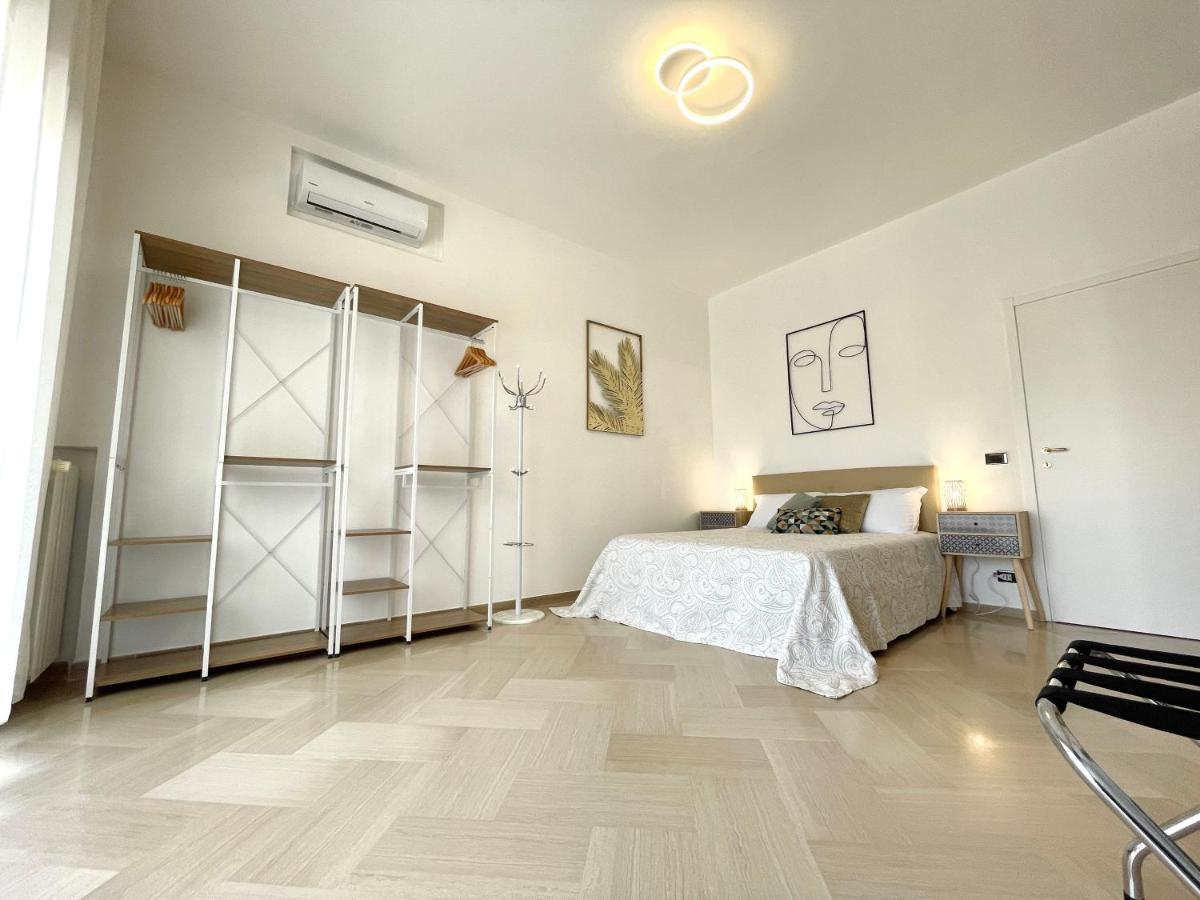 Trani Suite - Moro 10 Экстерьер фото
